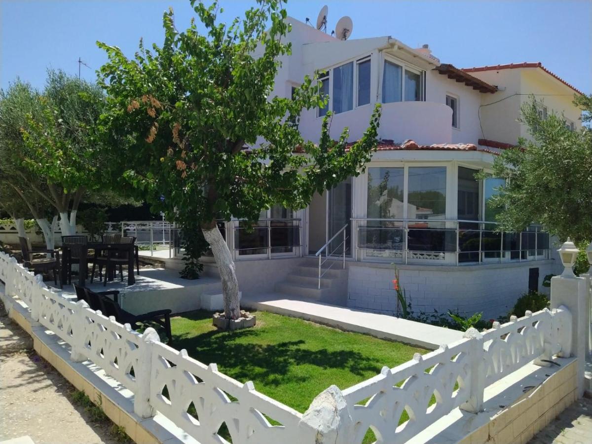 Cesme Burcu Sitesi Yaman Villa Exterior photo