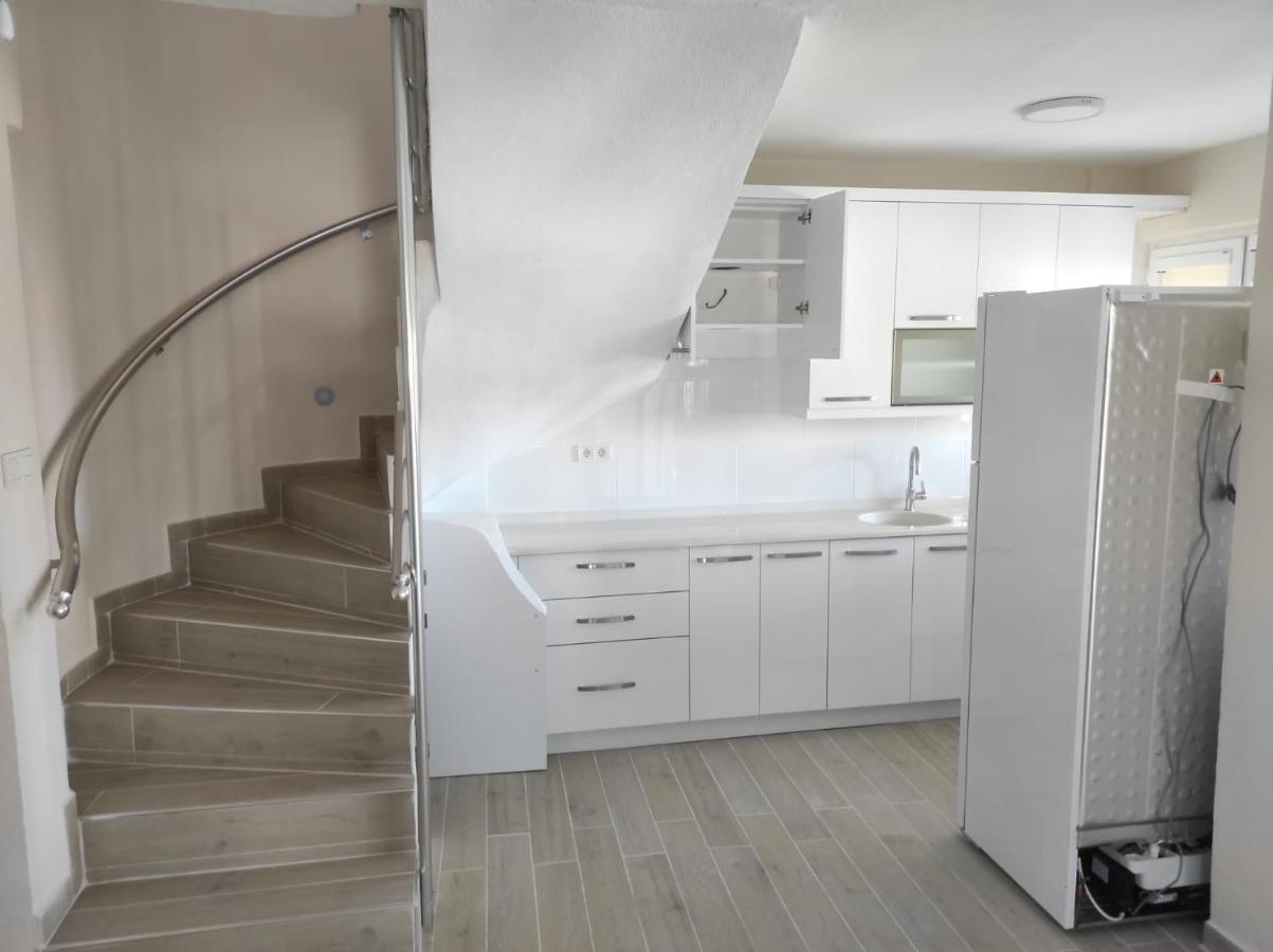 Cesme Burcu Sitesi Yaman Villa Exterior photo